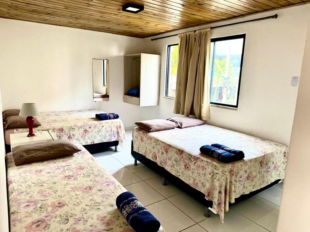 Quarto Família com Banheiro
